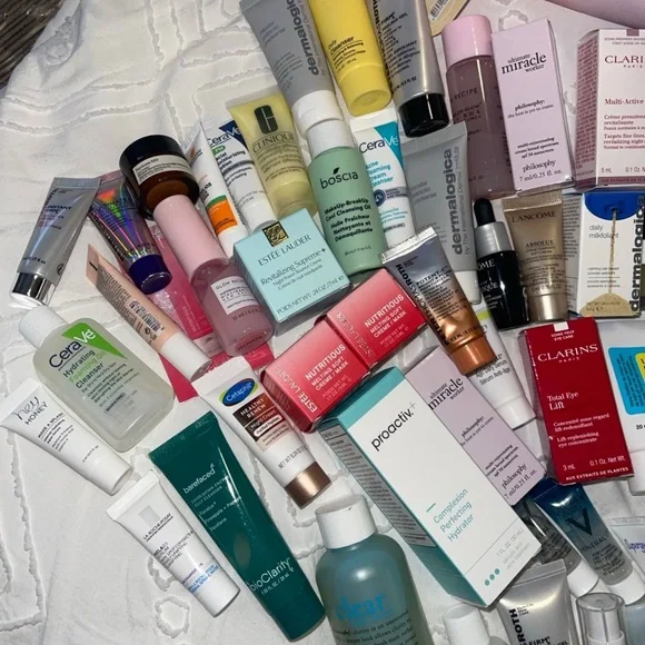 60+ Item Skincare Bundle - Lancome Estée Lauder Glow Recipe IT Cosmetics - Picture 4 of 4